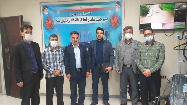 قدر دانی سید رحمت اله میر دیلمی سرپرست واحد دانشگاهی شهید بهشتی گنبد کاووس از زحمات احسان قره داغلی در حوزه روابط عمومی واحد دانشگاهی  2