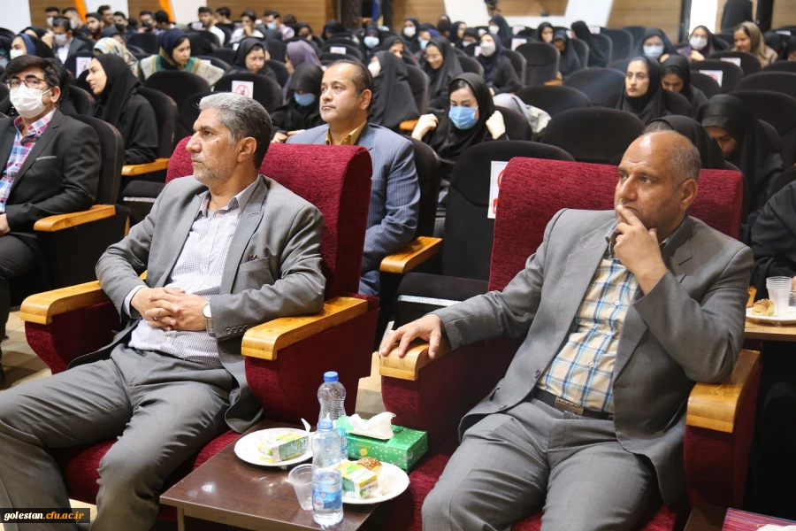 اولین همایش ملی کارورزی و دانش آفرینی در دانشگاه فرهنگیان ، با حضور نمایندگان استان گلستان برگزار شد. 9