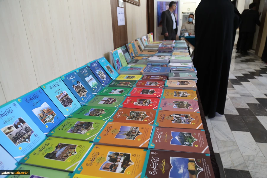 اولین همایش ملی کارورزی و دانش آفرینی در دانشگاه فرهنگیان ، با حضور نمایندگان استان گلستان برگزار شد. 13