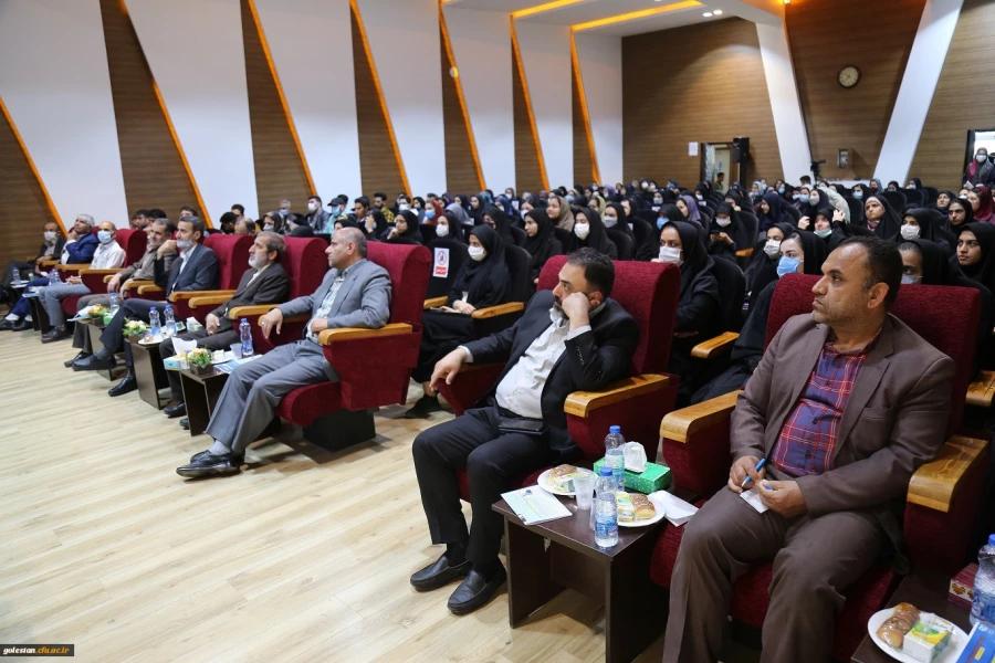 اولین همایش ملی کارورزی و دانش آفرینی در دانشگاه فرهنگیان ، با حضور نمایندگان استان گلستان برگزار شد. 11