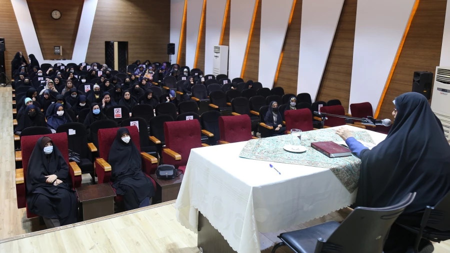 برگزاری مراسم ولادت با سعادت حضرت معصومه (س) و گرامیداشت روز دختر در پردیس امام خمینی(ره) گرگان. 2