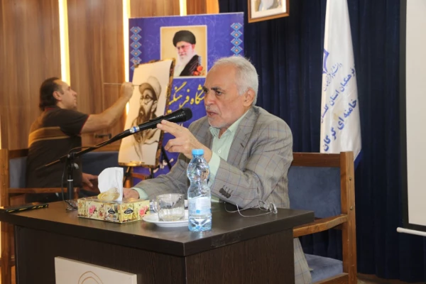 سخن از چمران، تکریم ، تعظیم و ستایش مکتب و فرهنگی است که مثل چمران می سازد. 3