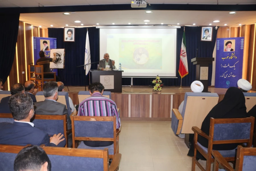 سخن از چمران، تکریم ، تعظیم و ستایش مکتب و فرهنگی است که مثل چمران می سازد. 4