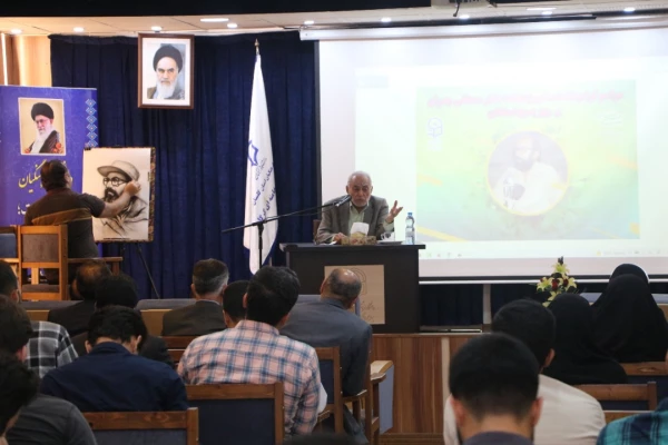 سخن از چمران، تکریم ، تعظیم و ستایش مکتب و فرهنگی است که مثل چمران می سازد. 6