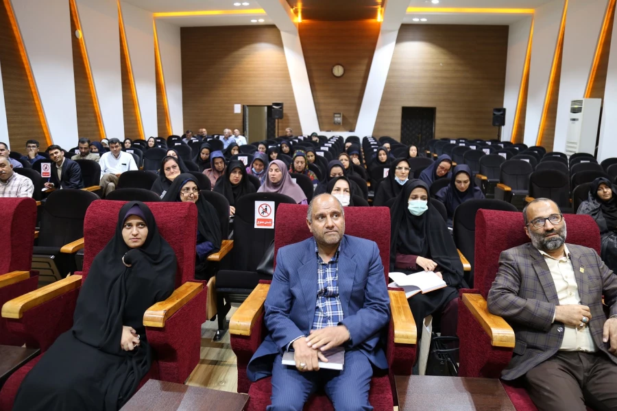 برگزاری جلسه توجیهی اعضای گروه مصاحبه از داوطلبان استخدامی پیمانی آموزش و پرورش در پردیس امام خمینی (ره) گرگان  2