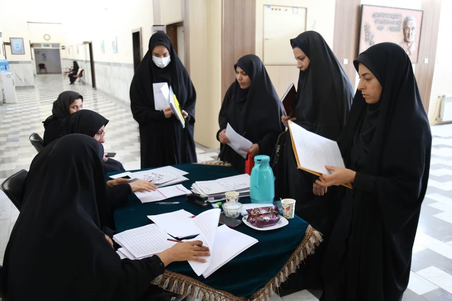 گزارش تصویری از روند برگزاری مصاحبه پذیرفته شدگان آزمون استخدامی پیمانی آموزش و پرورش در پردیس امام خمینی(ره) گرگان. 2