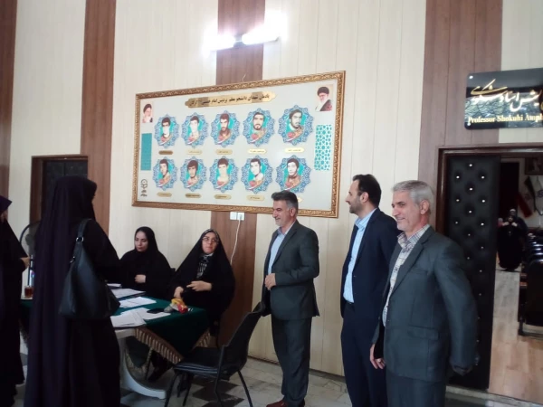 بازدید رئیس هسته گزینش استان به همراه سرپرست واحددانشگاهی شهیدبهشتی گنبدکاووس ازرونداجرای دعوت شدگان به مصاحبه استخدامی آموزش وپرورش درپردیس امام خمینی گرگان. 3