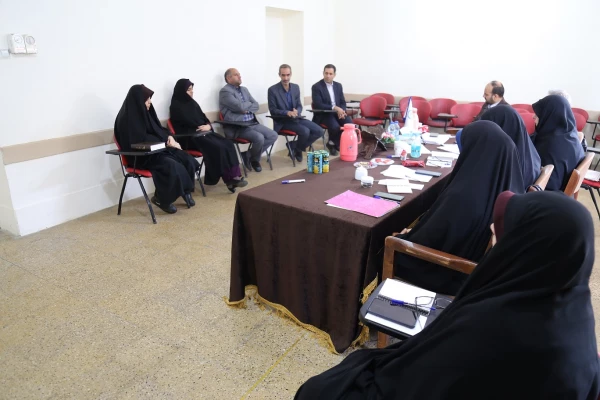 بازدید رئیس اداره استخدامی آموزش و پرورش از روند برگزاری مصاحبه پذیرفته شدگان آزمون استخدام پیمانی 1400 5