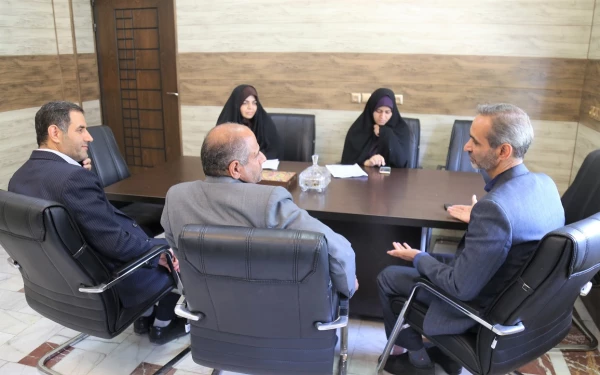 بازدید رئیس اداره استخدامی آموزش و پرورش از روند برگزاری مصاحبه پذیرفته شدگان آزمون استخدام پیمانی 1400 7