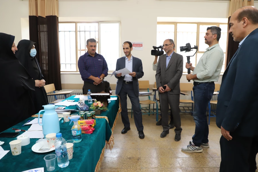 بازدید معاون متوسطه وزارت آموزش و پرورش از روند برگزاری مصاحبه پذیرفته شدگان آزمون استخدامی آموزش و پرورش در گرگان 3