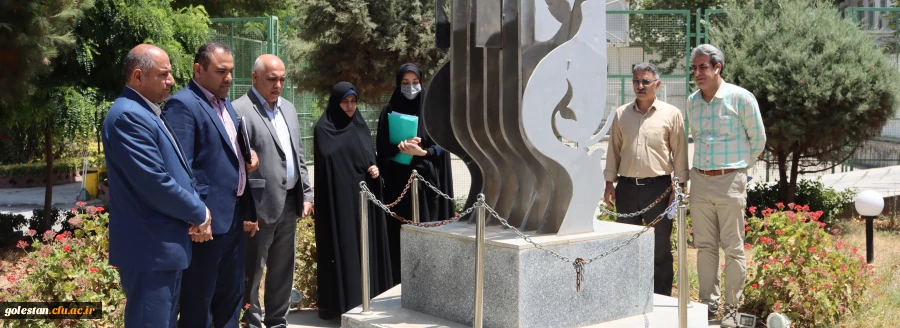 بیعت با شهدا با حضور ریاست دانشگاه فرهنگیان گلستان، مشاور معاون فرهنگی و اجتماعی دانشگاه فرهنگیان به همراه مسولین و مدیران ششمین جشنواره رویش 2