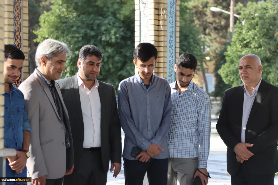 حضور مسئولین دانشگاه فرهنگیان استان گلستان به همرا دانشجو معلمان جشنواره رویش در گزار شهدای امام زاده عبدالله گرگان 7