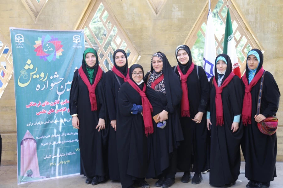 حضور مسئولین دانشگاه فرهنگیان پردیس امام خمینی (ره) گرگان به همرا دانشجو معلمان جشنواره رویش درتپه نورالشهدا و زیارت  شهدای گمنام 2