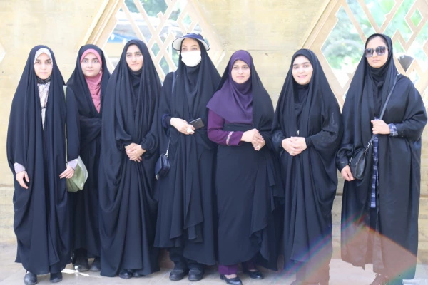 حضور مسئولین دانشگاه فرهنگیان پردیس امام خمینی (ره) گرگان به همرا دانشجو معلمان جشنواره رویش درتپه نورالشهدا و زیارت  شهدای گمنام 2