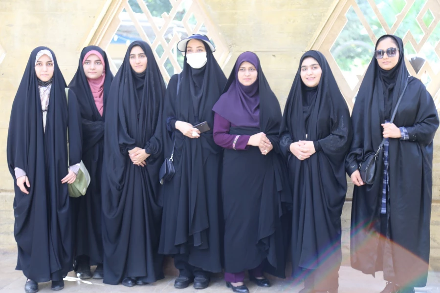 حضور مسئولین دانشگاه فرهنگیان پردیس امام خمینی (ره) گرگان به همرا دانشجو معلمان جشنواره رویش درتپه نورالشهدا و زیارت  شهدای گمنام 2