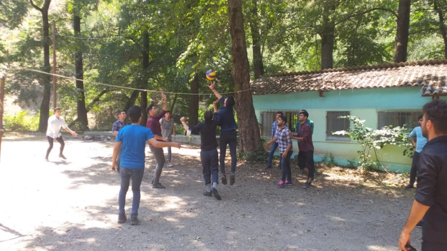 برگزاری اردوی فرهنگی علمی دانشجویان ورودی1398 در انجیر چشمه رامیان 14