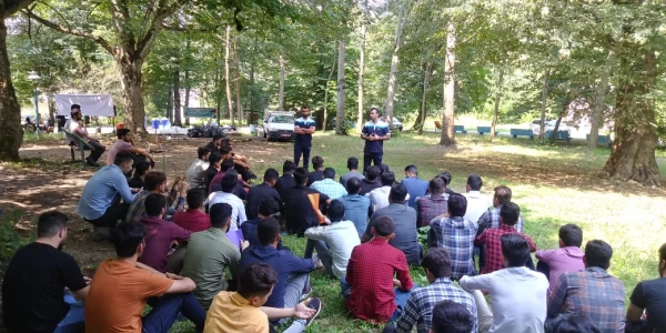 اردوی دوره آموزشی، فرهنگی، تربیتی و اعتقادی دانشجومعلمان رشته آموزش ابتدایی ورودی 98 پردیس آیت ا... خامنه ای برگزار گردید. 5