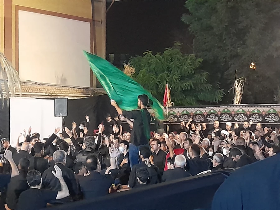 برپایی شور دلدادگی حسینی در هشتمین شب محرم  5