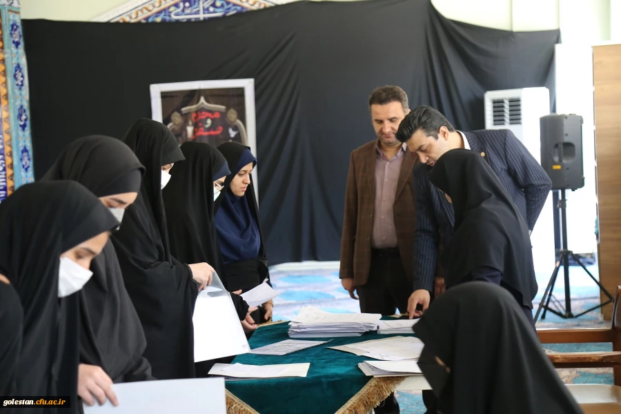 بازدید مدیر منابع انسانی اداره کل آموزش و پرورش استان گلستان از روند پدیرش داوطلبین کنکور سراسر 1401  4