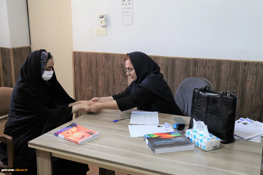 بازدید مدیر منابع انسانی اداره کل آموزش و پرورش استان گلستان از روند پدیرش داوطلبین کنکور سراسر 1401  8