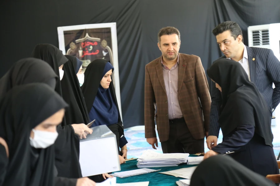 بازدید مدیر منابع انسانی اداره کل آموزش و پرورش استان گلستان از روند پدیرش داوطلبین کنکور سراسری 1401 دانشگاه فرهنگیان پردبس امام  خمینی (ره) گرگان . 2