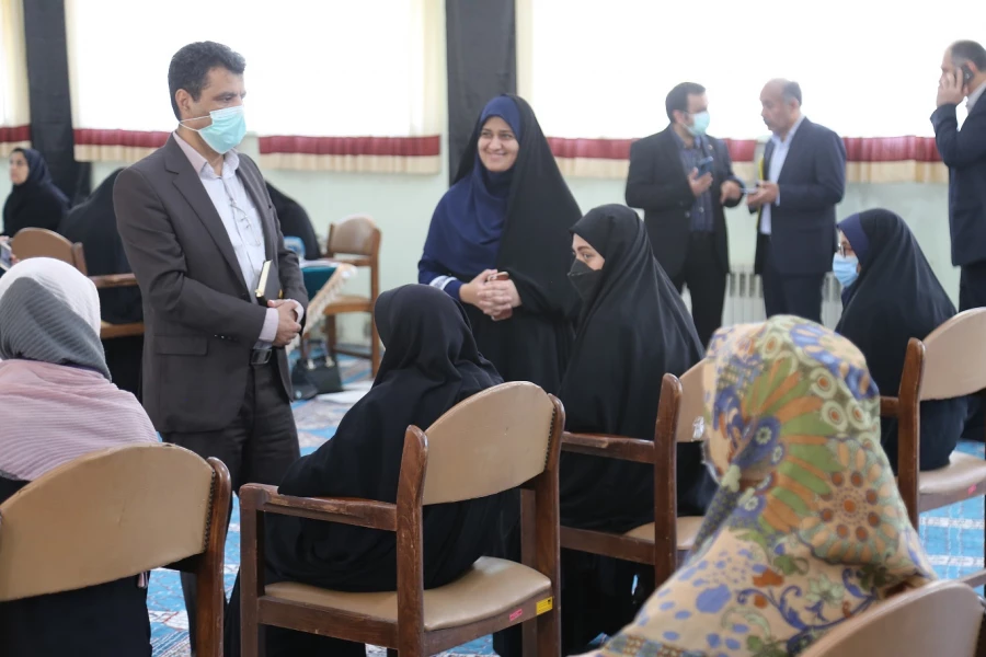 بازدید مسئولین وزارت آموزش پرورش کشور و اداره کل آموزش و پرورش استان گلستان از روند پذیرش معرفی شدگان چند برابر ظرفیت آزمون کنکورسراسری سال ۱۴۰۱پردیس امام خمینی (ره) گرگان 2