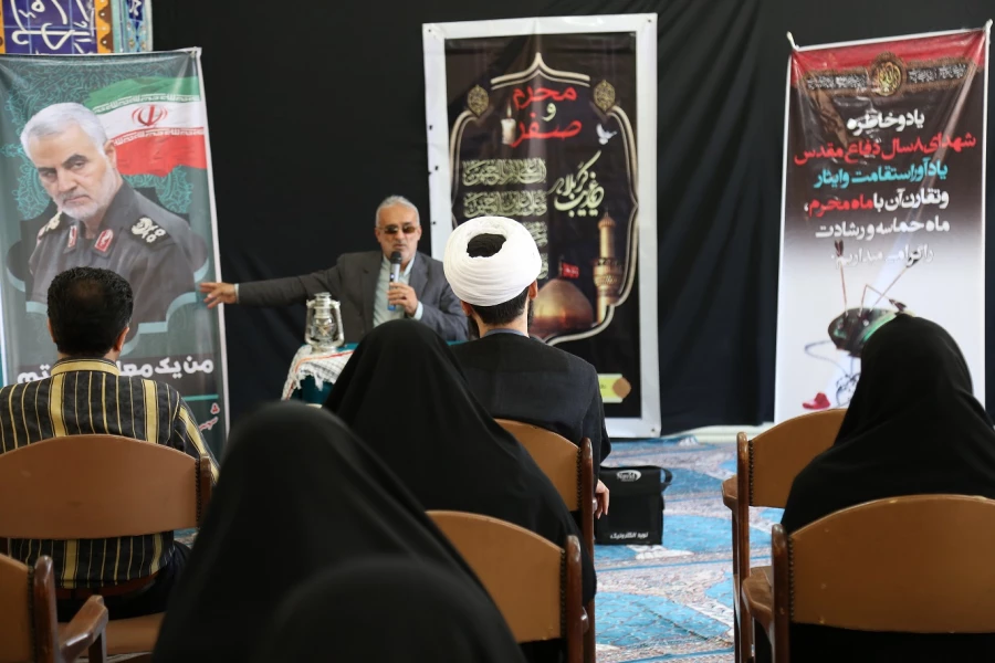 آئین تجلیل از ایثارگران و آزادگان سرافراز جنگ تحمیلی . 6