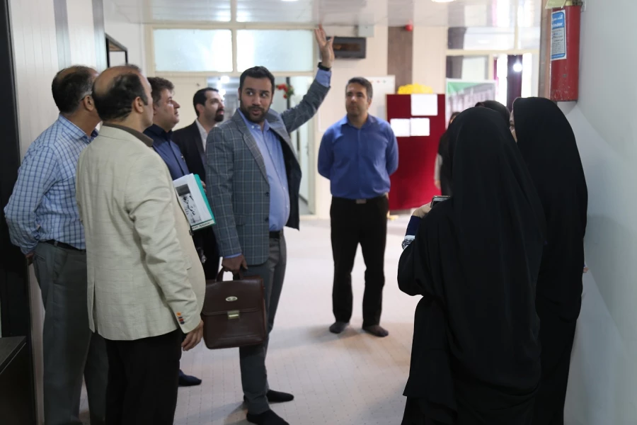 بازدید کمیته کارشناسی تیم عمرانی استانداری از بناء ساختمان سرای دانشجویی حورا و ساختمان اداری پردیس امام خمینی (ره) گرگان . 2