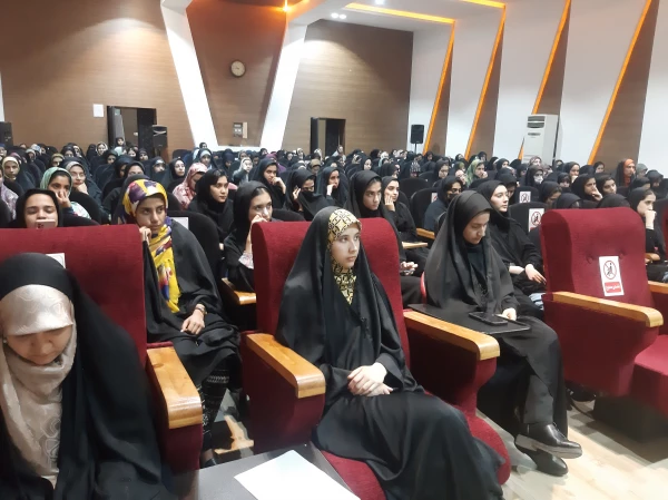 نشست تخصصی با عنوان « تقریب مذاهب  و راهکارهای افزایش وحدت » 3