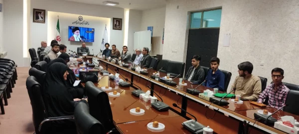 آیین تکریم و معارفه ی فرمانده بسیج دانشجویی پردیس آیت الله خامنه ای برادران برگزار شد.
 2