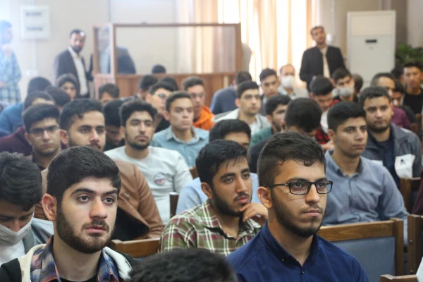 آیین استقبال از نو دانشجومعلمان ورودی سال 1401 در پردیس آیت الله خامنه ای گرگان برگزار شد. 7