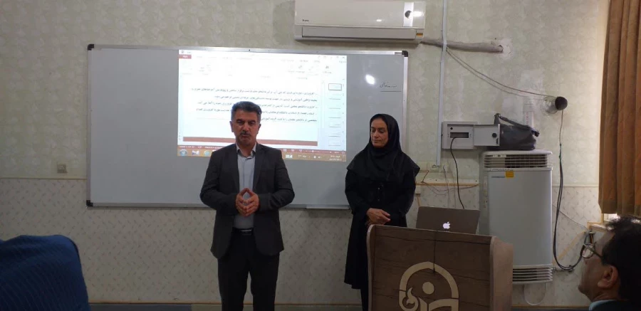 کارگاه بازآموزی کارورزی 1 و 3 (ویژه مدرسین) برگزار شد. 3