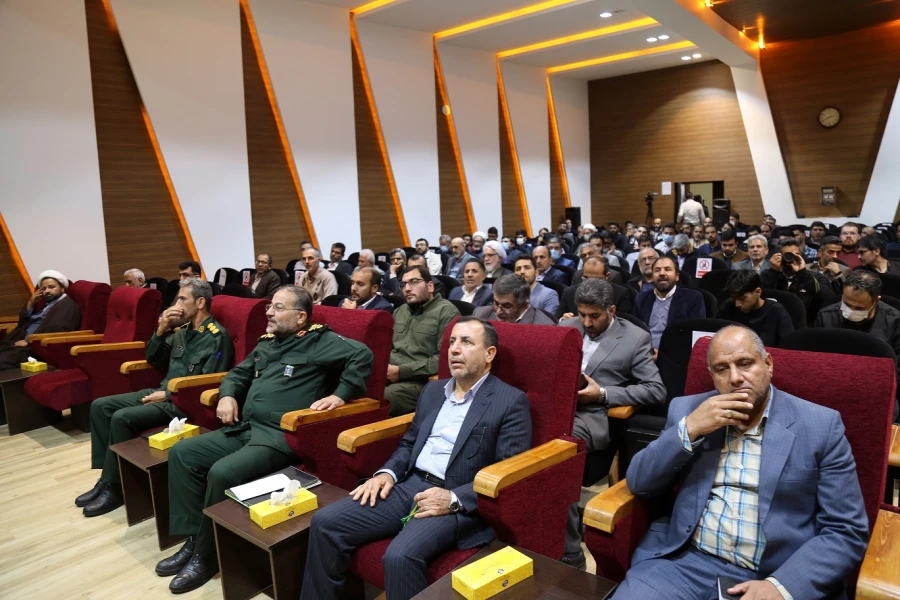  همایش جهاد تبیین دانشگاه و نخبگان علمی با موضوع استکبار ستیزی  9