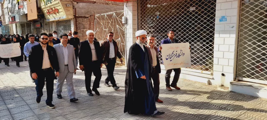  روز ۱۳ آبان، روز مبارزه با استکبار جهانی و روز دانش آموز گرامی باد  3