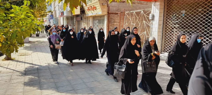  روز ۱۳ آبان، روز مبارزه با استکبار جهانی و روز دانش آموز گرامی باد  4