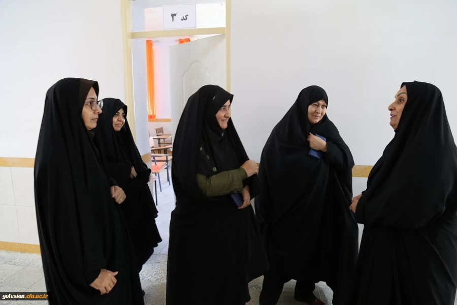 بازدید دکتر کلثوم غلامی سرپرست دانشگاه  فرهنگیان پردیس امام خمینی(ره) گرگان از ساختمان شماره ۲ در علی آباد  .
 2