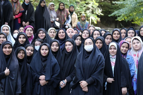 برگزاری اردوی تفریحی و توجیهی دانشجو معلمان پردیس امام خمینی ساختمان شماره ۲ علی اباد. 7