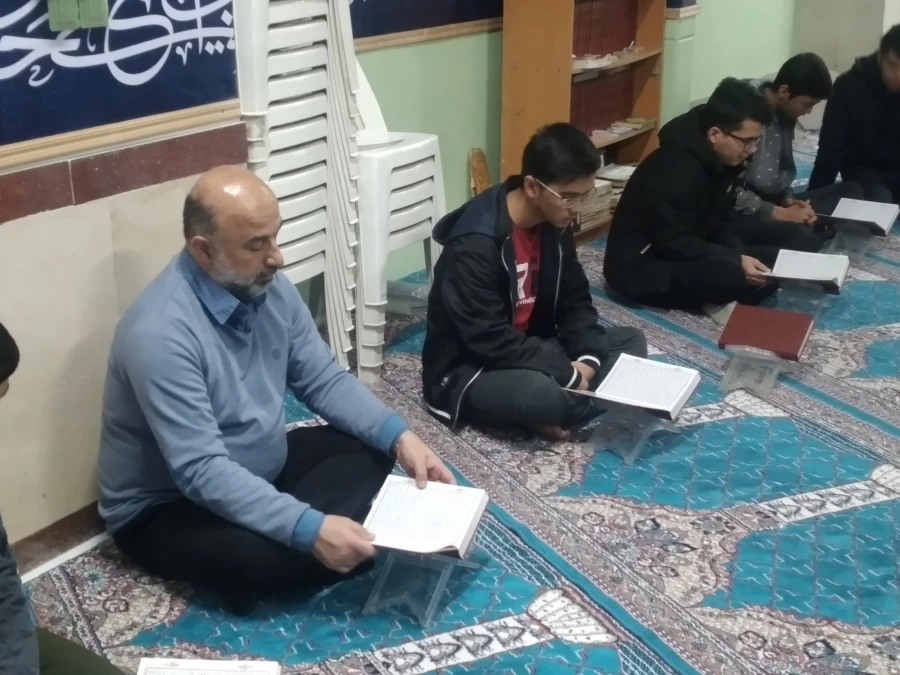 برگزاری محفل انس با قرآن کریم با حضور جمعی از دانشجو معلمان  4
