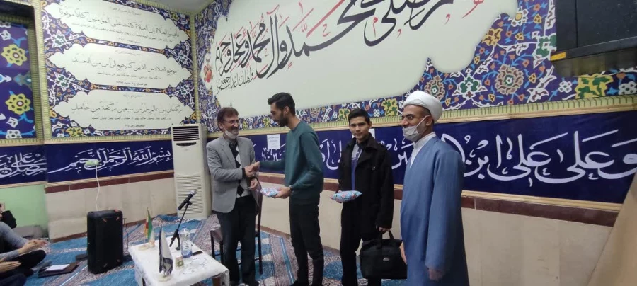 دوشنبه های فرهنگی با محور ساحت تربیت اعتقادی ، اخلاقی و عبادی با حضور دکتر پورشاهرودی عضو هیئت علمی واحد دانشگاهی  7