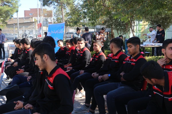 نمایشگاه کتاب و کارگاه نقش کتابداران در ایجاد انگیزه به مطالعه برگزار شد. 9