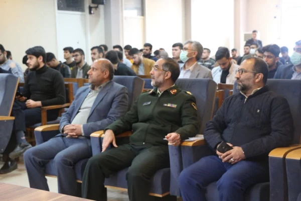 نشست بصیرتی با حضور سردار دادگر برگزار شد. 5