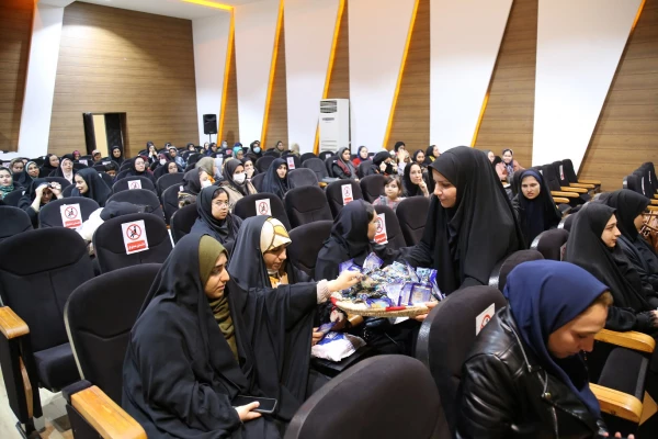 بزرگداشت روز دانشجو ویژه دانشجو معلمان ورودی 98 12