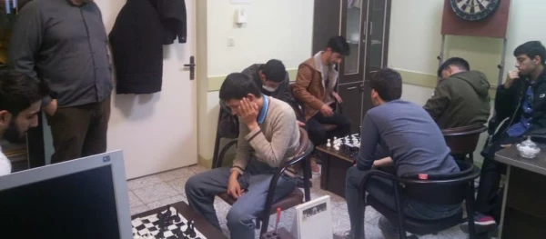 مسابقات ورزشی والیبال، تنیس روی میز، تیراندازی و شطرنج دانشجومعلمان پردیس آیت الله خامنه ای برگزار شد. 4