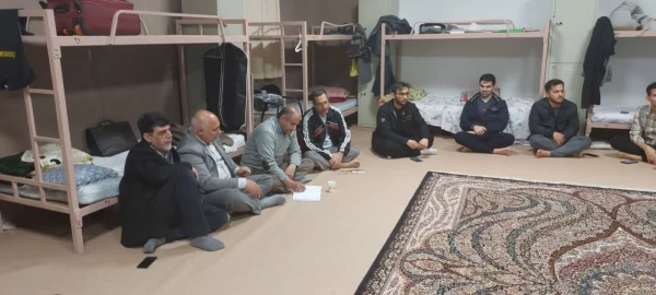 بازدید شبانه از سرای دانشجویی و نشست سرپرست مدیریت پردیس های استان با دانشجویان  2