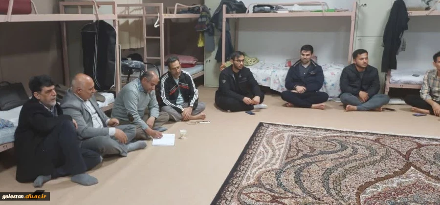 بازدید شبانه از سرای دانشجویی و نشست سرپرست مدیریت پردیس های استان با دانشجویان  8