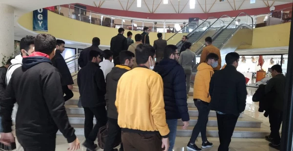 بازدید دانشجومعلمان پردیس آیت الله خامنه ای از کارخانه نوآوری شهرستان گرگان 4