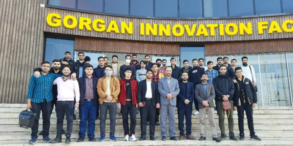 بازدید دانشجومعلمان پردیس آیت الله خامنه ای از کارخانه نوآوری شهرستان گرگان 5