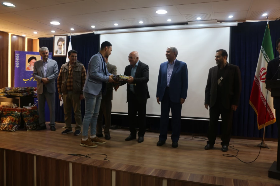 آیین دانش آموختگی دانشجومعلمان ورودی سال 97 پردیس آیت الله خامنه ای 8