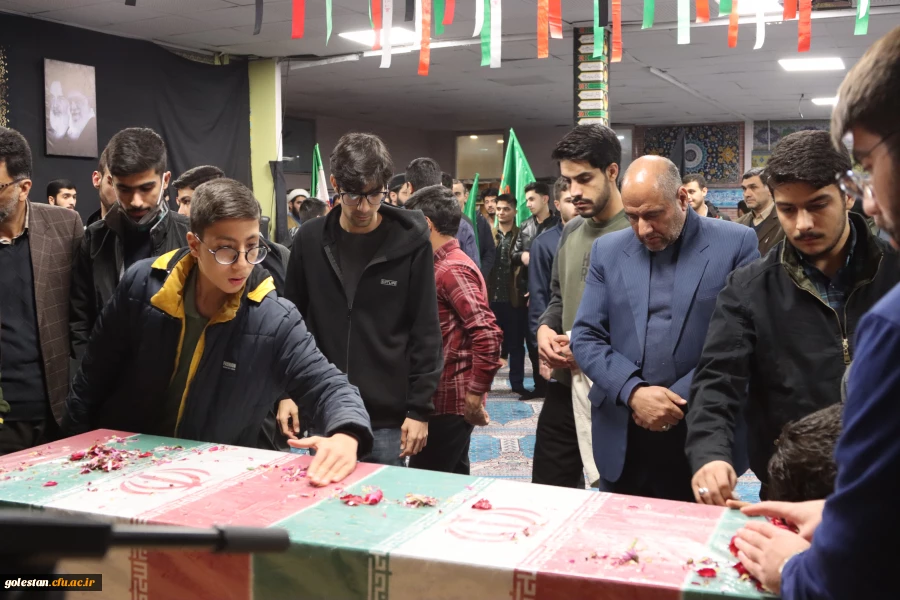 پردیس آیت الله خامنه ای میزبان دو شهید گمنام دفاع مقدس شد. 12