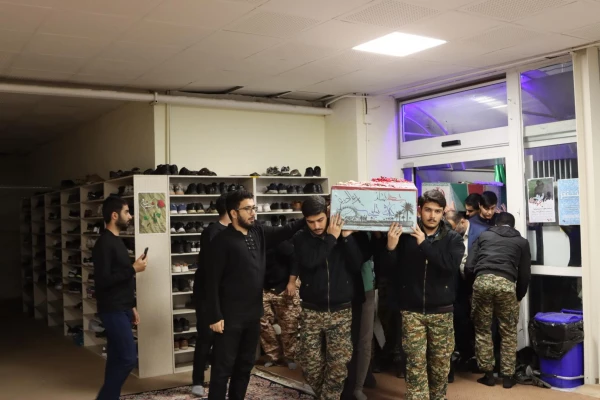 پردیس آیت الله خامنه ای میزبان دو شهید گمنام دفاع مقدس شد. 5